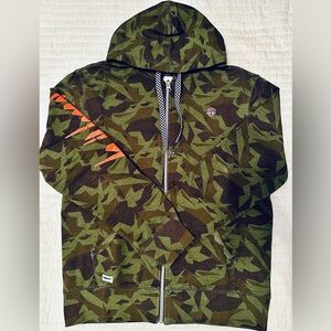 Trukfit camo zip up